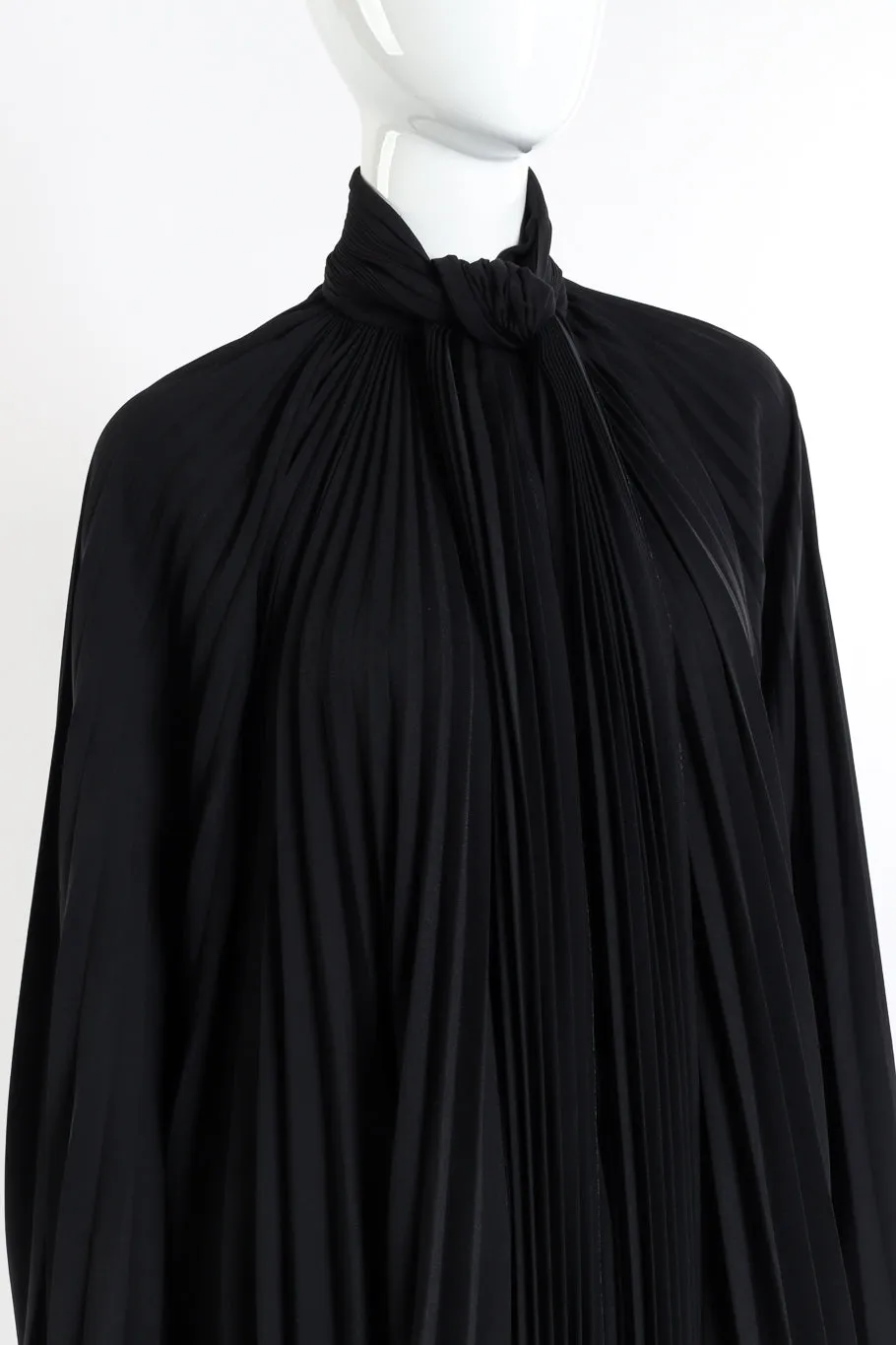 2020 A/W Pleated Cape Top