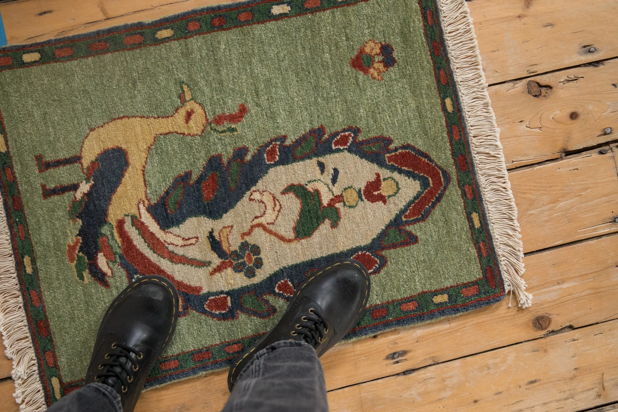 2x2.5 Vintage Pictorial Armenian Peacock Design Square Rug Mat