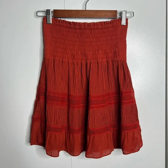A.L.C. Mini Pleated Skirt 100% silk in Rust Red color - Size 2