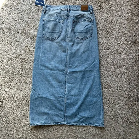 AMERICAN EAGLE DREAMY DRAPE LOW RISE DENIM MAXI SKIRT