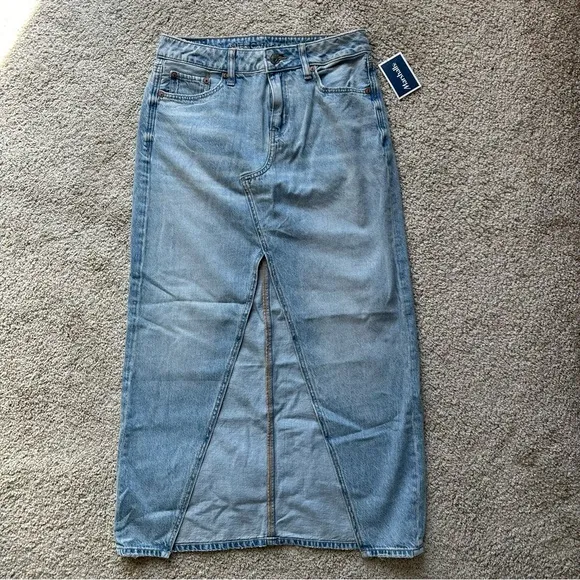 AMERICAN EAGLE DREAMY DRAPE LOW RISE DENIM MAXI SKIRT