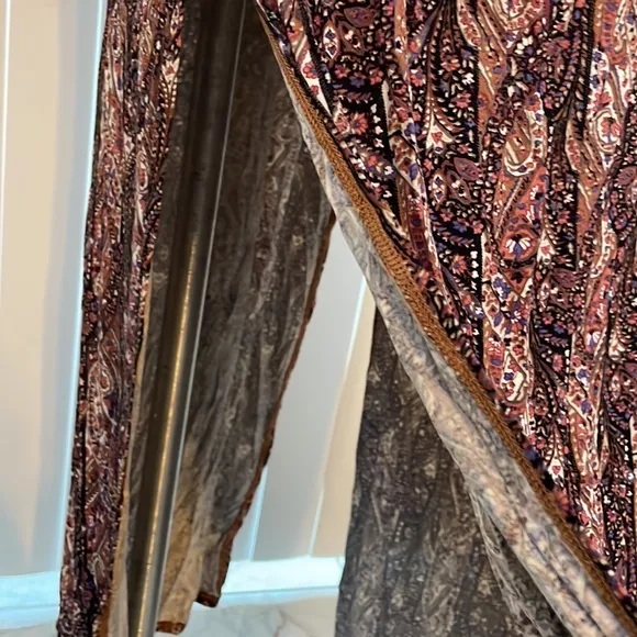 AMERICAN EAGLE Paisley Pencil Maxi Skirt With 2 High Slit Size XXL
