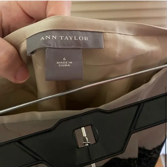 Ann Taylor Cream and Black A-Line Knee-Length Skirt