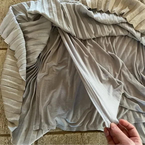 Anthropologie HD in Paris Women's Pleated Gold Banded Maxi Skirt Size M Shimmer
