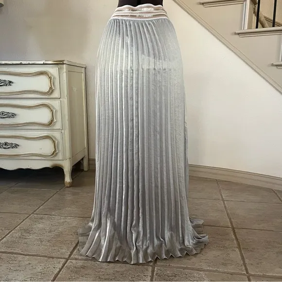 Anthropologie HD in Paris Women's Pleated Gold Banded Maxi Skirt Size M Shimmer