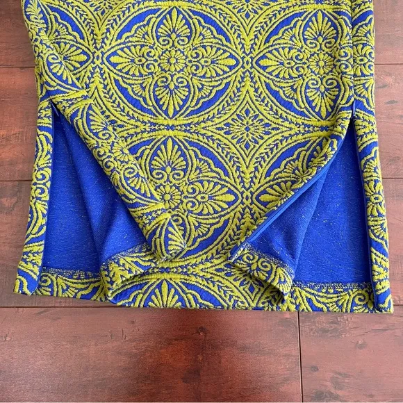 ANTHROPOLOGIE Maeve Medallion Tapestry Knee Length Pencil Skirt Size XS
