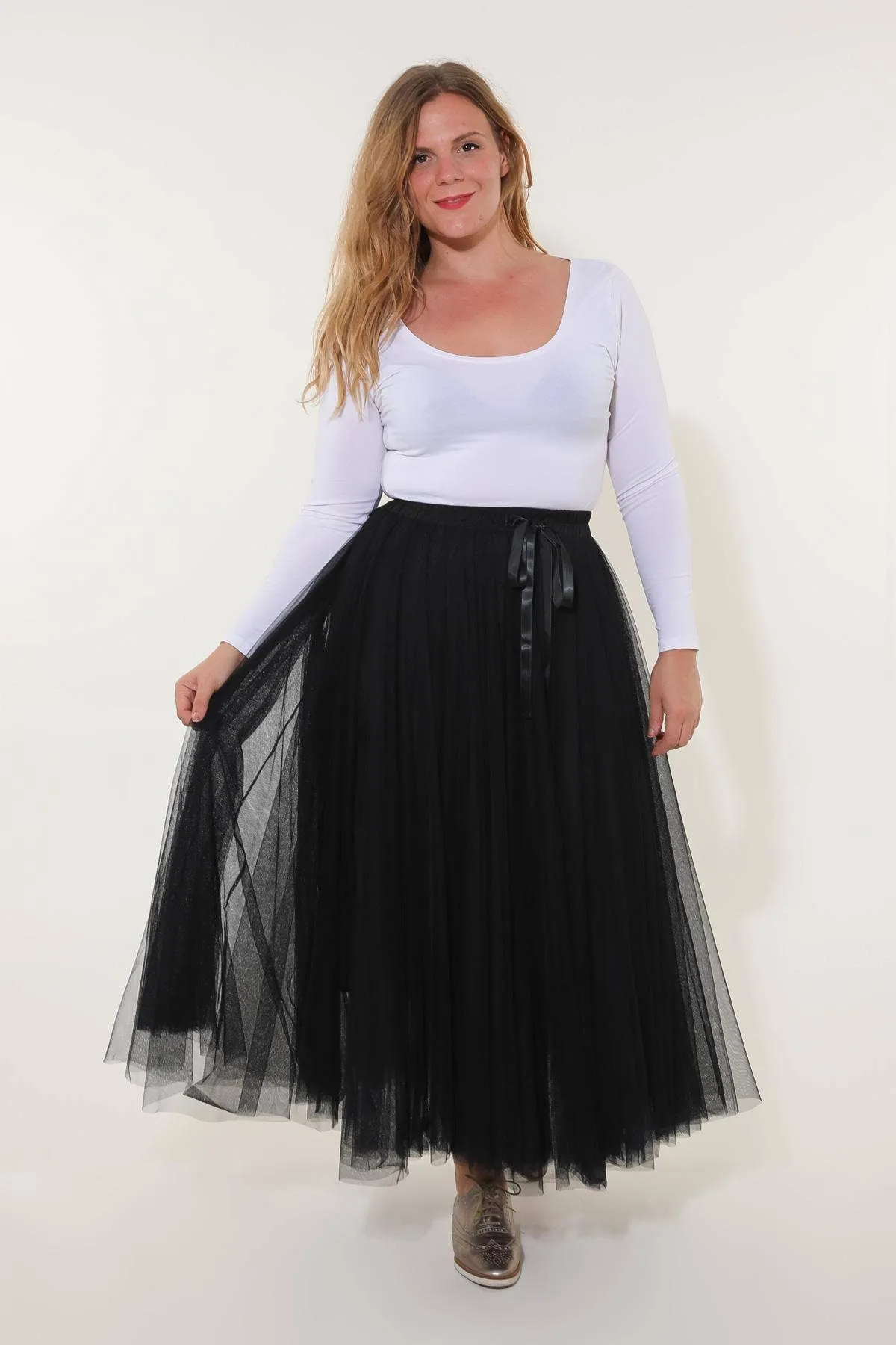 Aria tulle skirt
