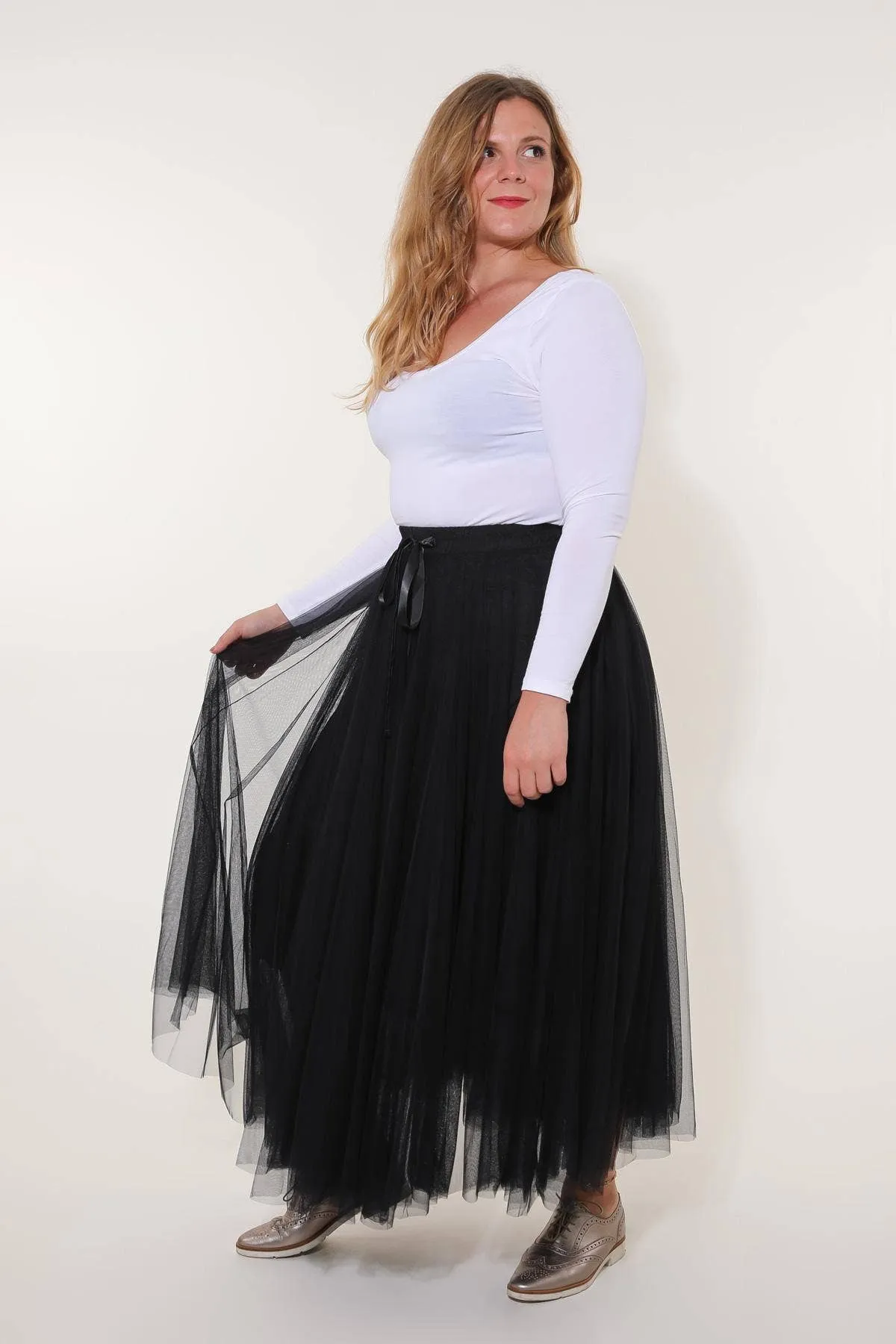 Aria tulle skirt