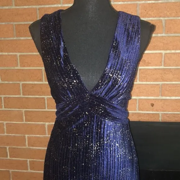 🥂BCBGENERATION🥂VELVET GLITTER MAXI DRESS🥂