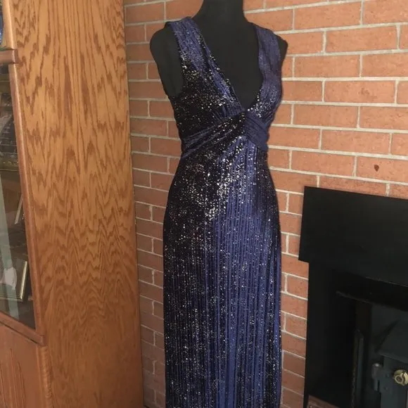 🥂BCBGENERATION🥂VELVET GLITTER MAXI DRESS🥂