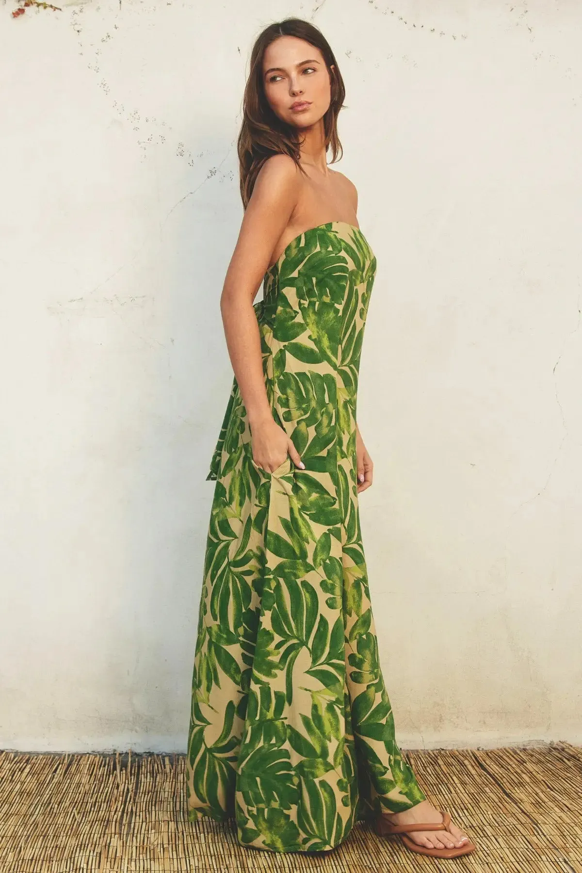 BEAUTIFUL ESCAPE STRAPLESS MAXI DRESS