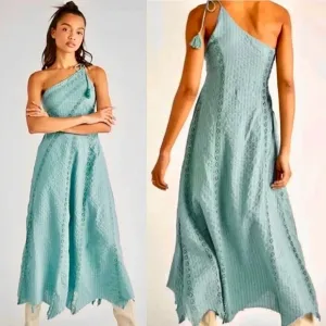 Bella Maxi Dress
