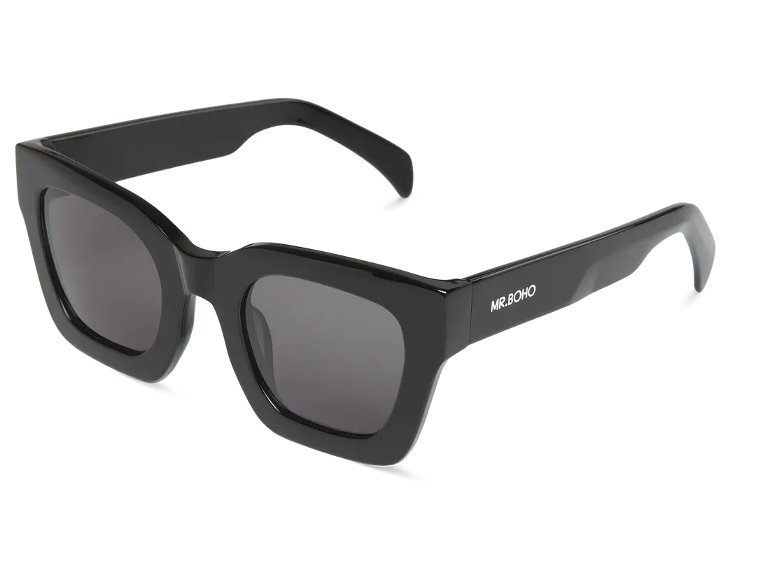 BLACK BONDI WITH CLASSICAL LENSES