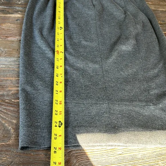 CAbi grey stretch peplum zippered top with midi length pencil skirt EUC size 6