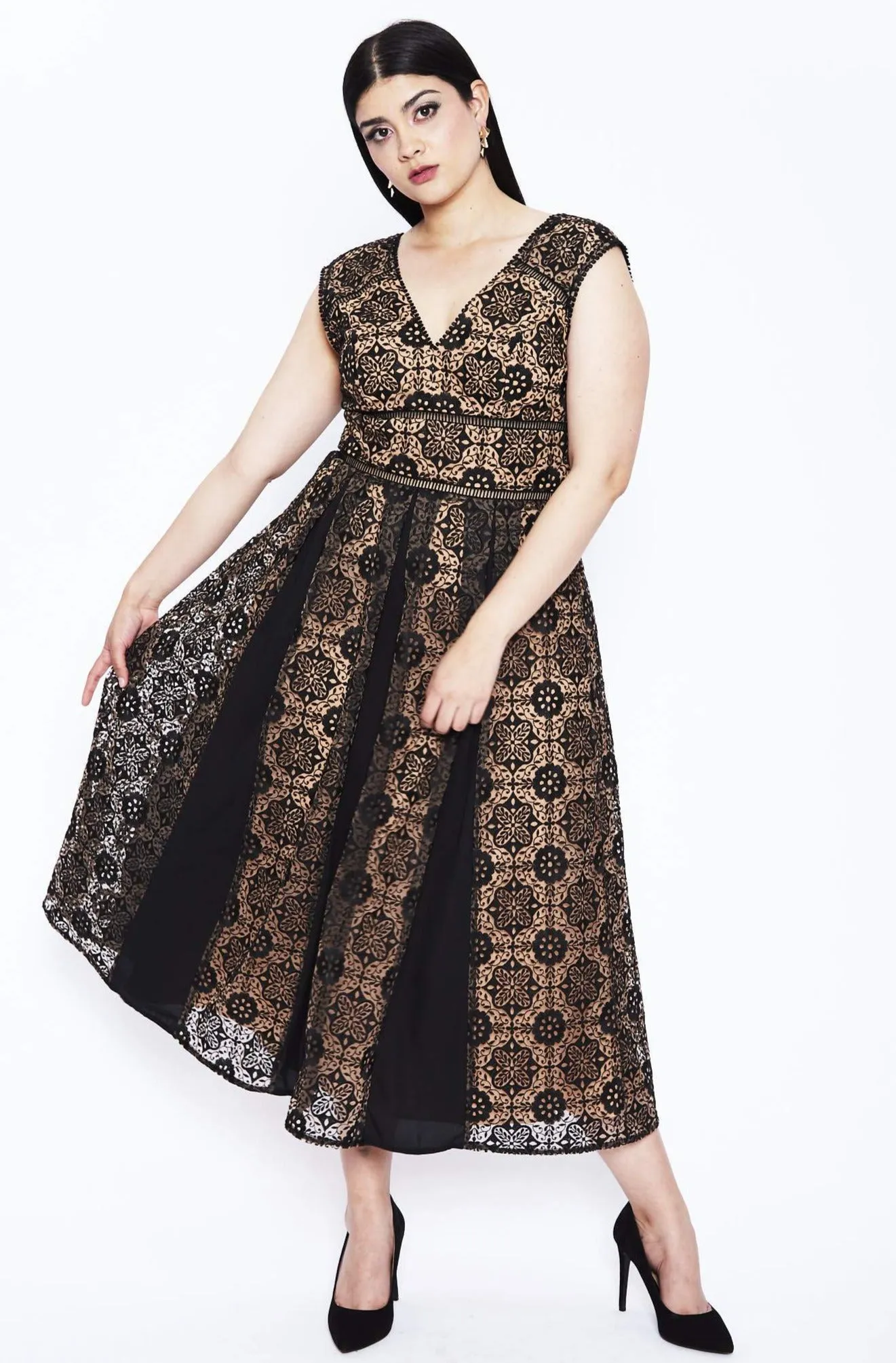 Calypso Lace Midi Dress by ML Monique Lhuillier - RENTAL
