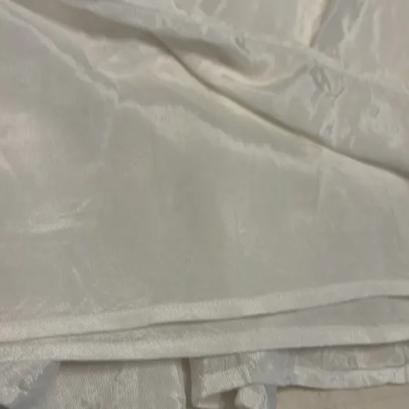 Chan Luu White Pleated Mini Skirt Size Medium 100% Viscose Side Zip