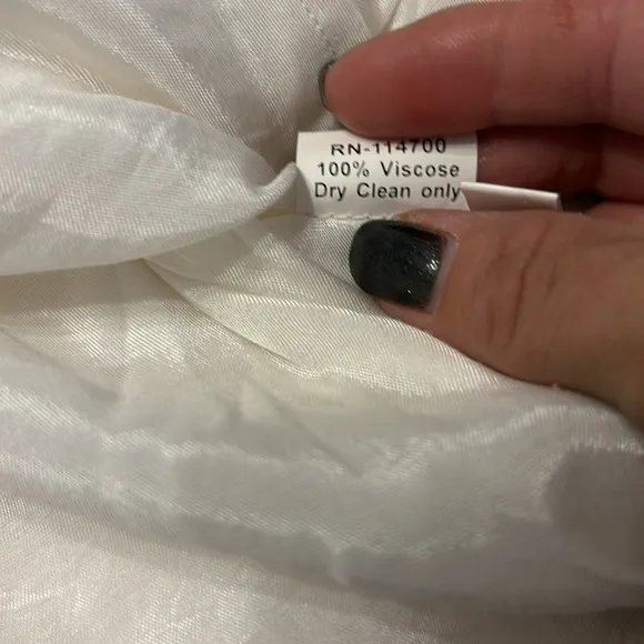 Chan Luu White Pleated Mini Skirt Size Medium 100% Viscose Side Zip