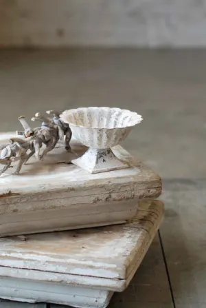 Cream Pleated Dish