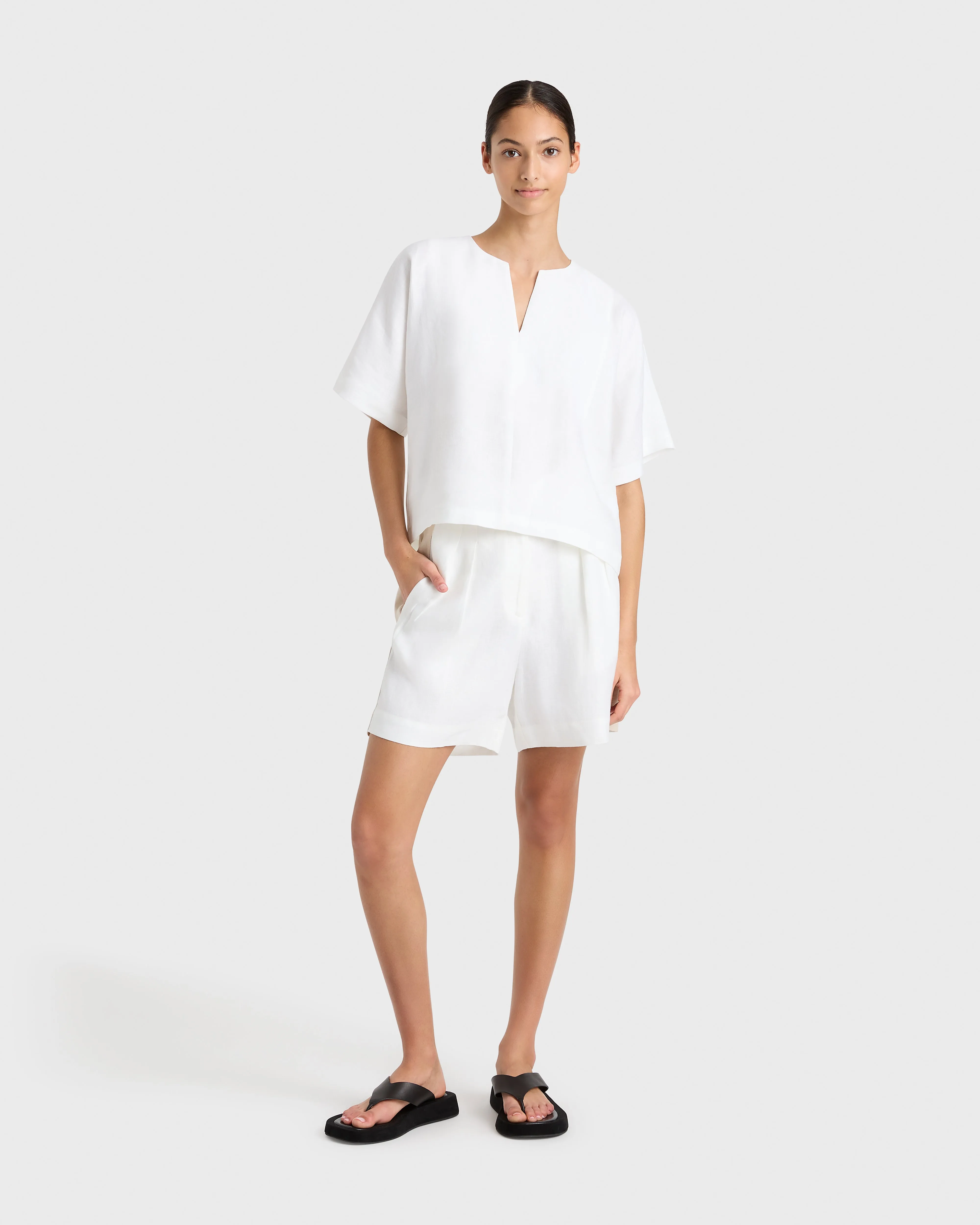 Delphi Universal Tee - White
