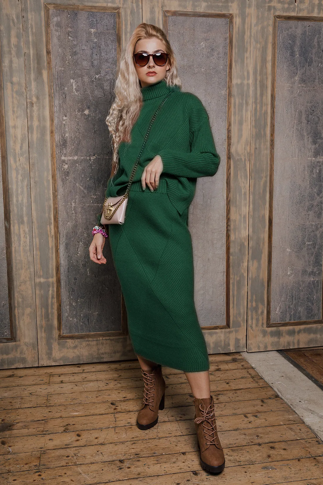 Diagonal Rib Knit Pencil Skirt