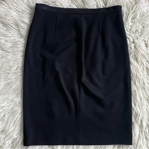 Diane Von Furstenberg DVF Black Stretch Ponte Kimmie Pencil Skirt EUC Size 8