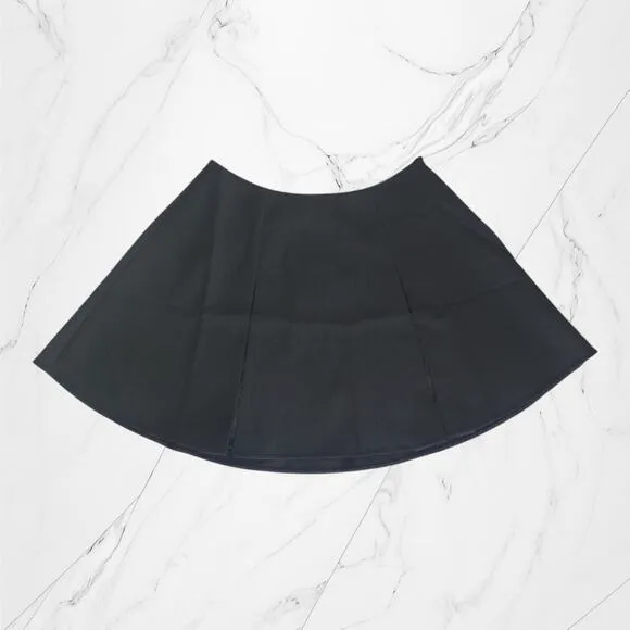 Elizabeth &amp; James Black Pleated Front Riley Mini Skirt