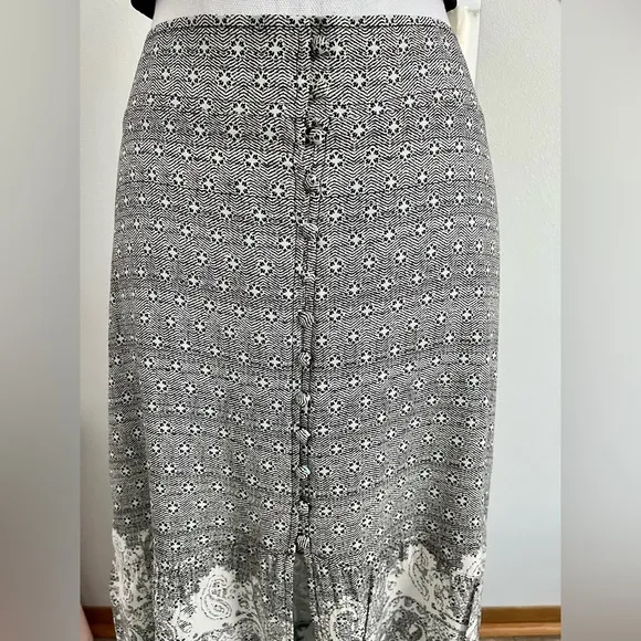 Express boho maxi skirt Small