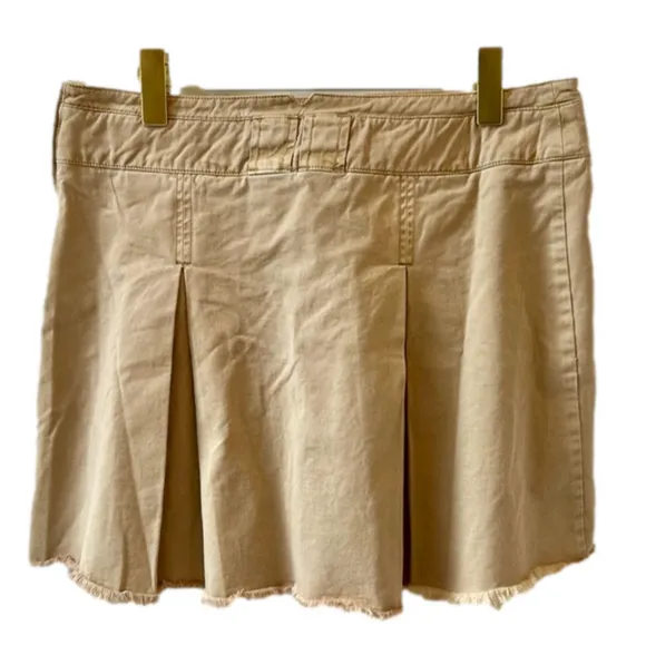 Free People C Denim Pleated Mini Skirt Sand/Sable Size 14 NEW Cotton Raw Hem