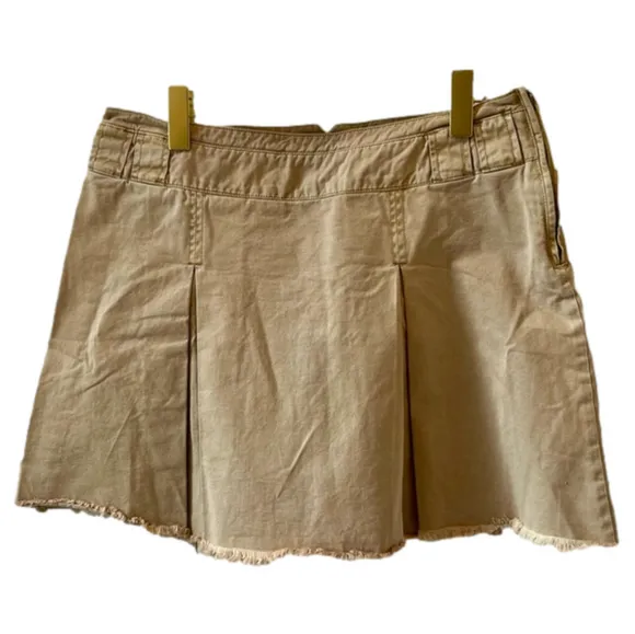 Free People C Denim Pleated Mini Skirt Sand/Sable Size 14 NEW Cotton Raw Hem