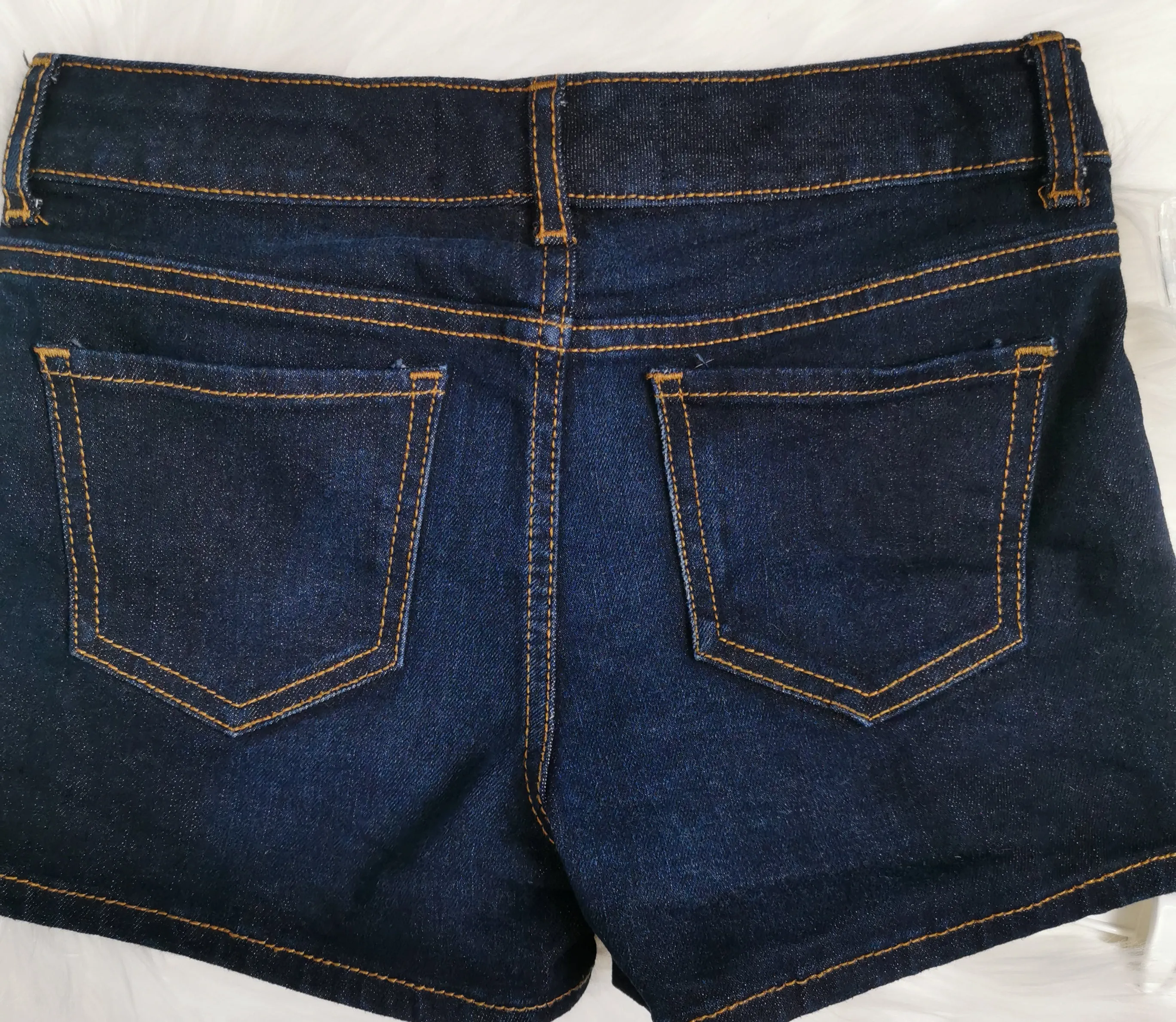 GIRL SIZE 10 YEARS - GAP Kids, Shortie Short Style, Dark Wash EUC B51