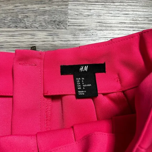 H&amp;M Miranda Kerr Vogue Pleated Pink Mini Skirt size 6