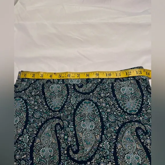 J. Crew Women’s Blue and Black Paisley Pencil Skirt Size 0