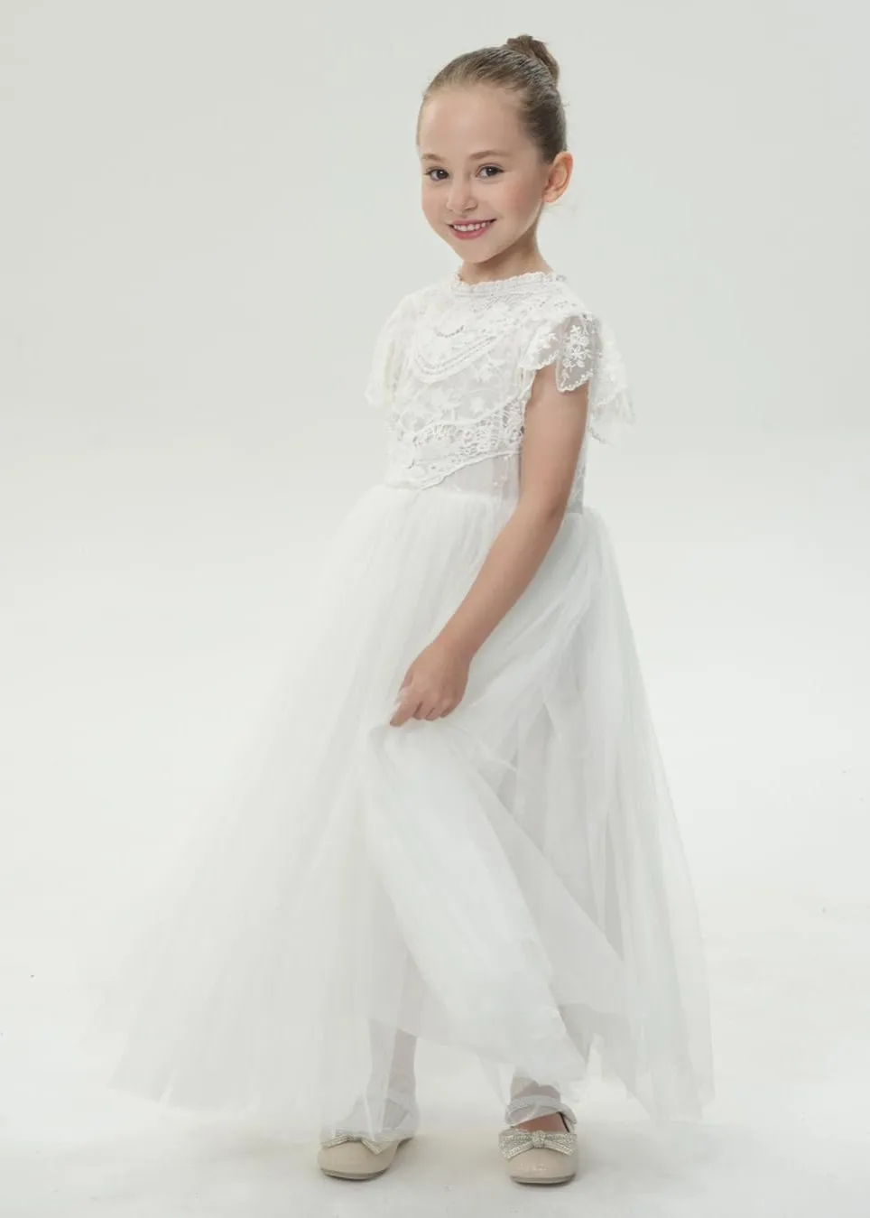 Jasmine Lace Communion Girl Dress in White