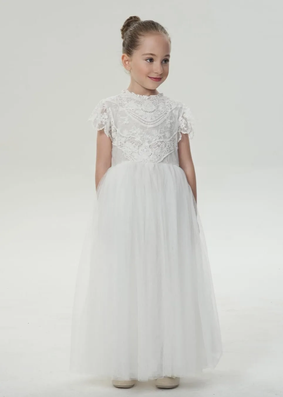 Jasmine Lace Communion Girl Dress in White