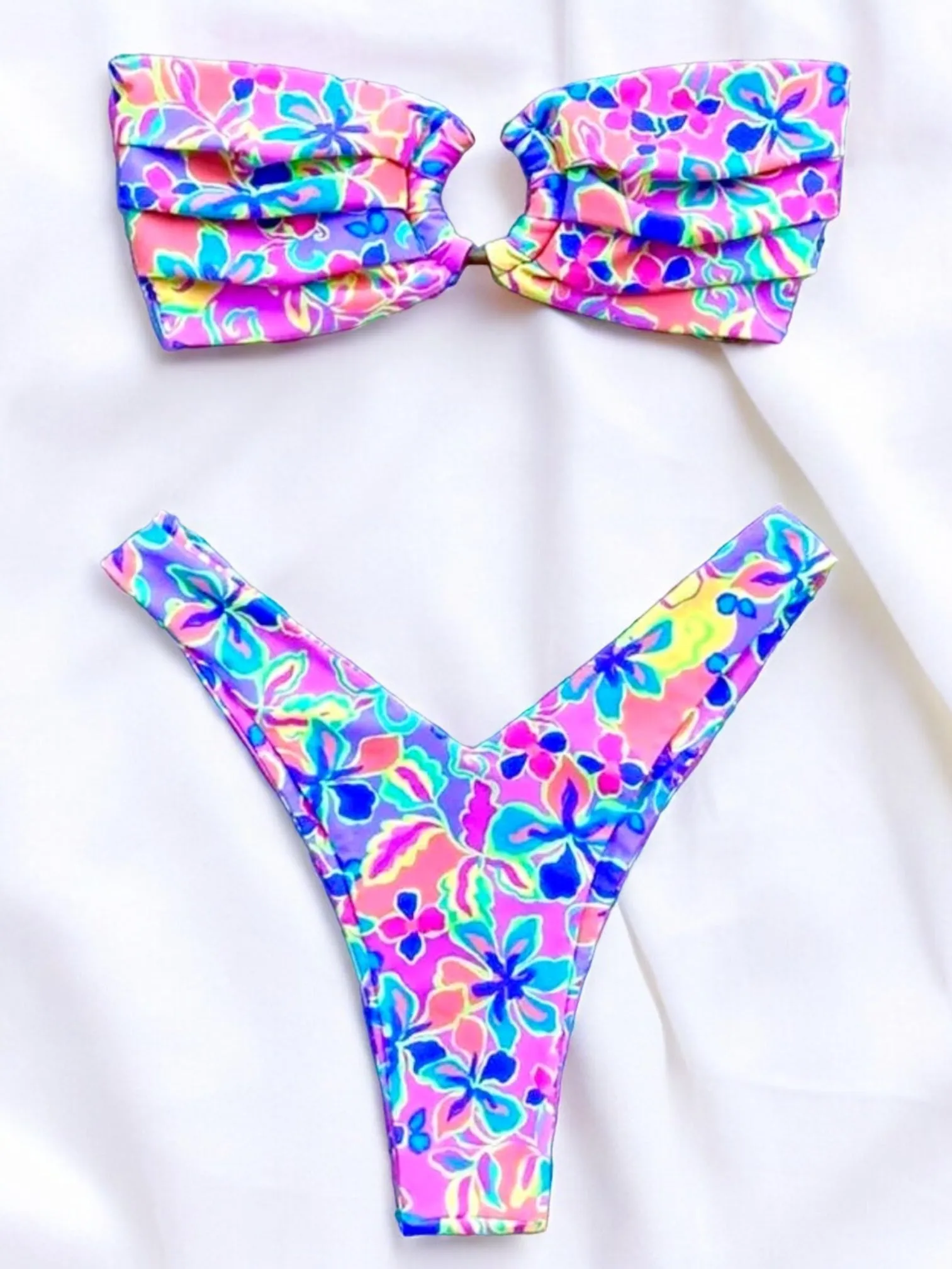 Kylie Strapless