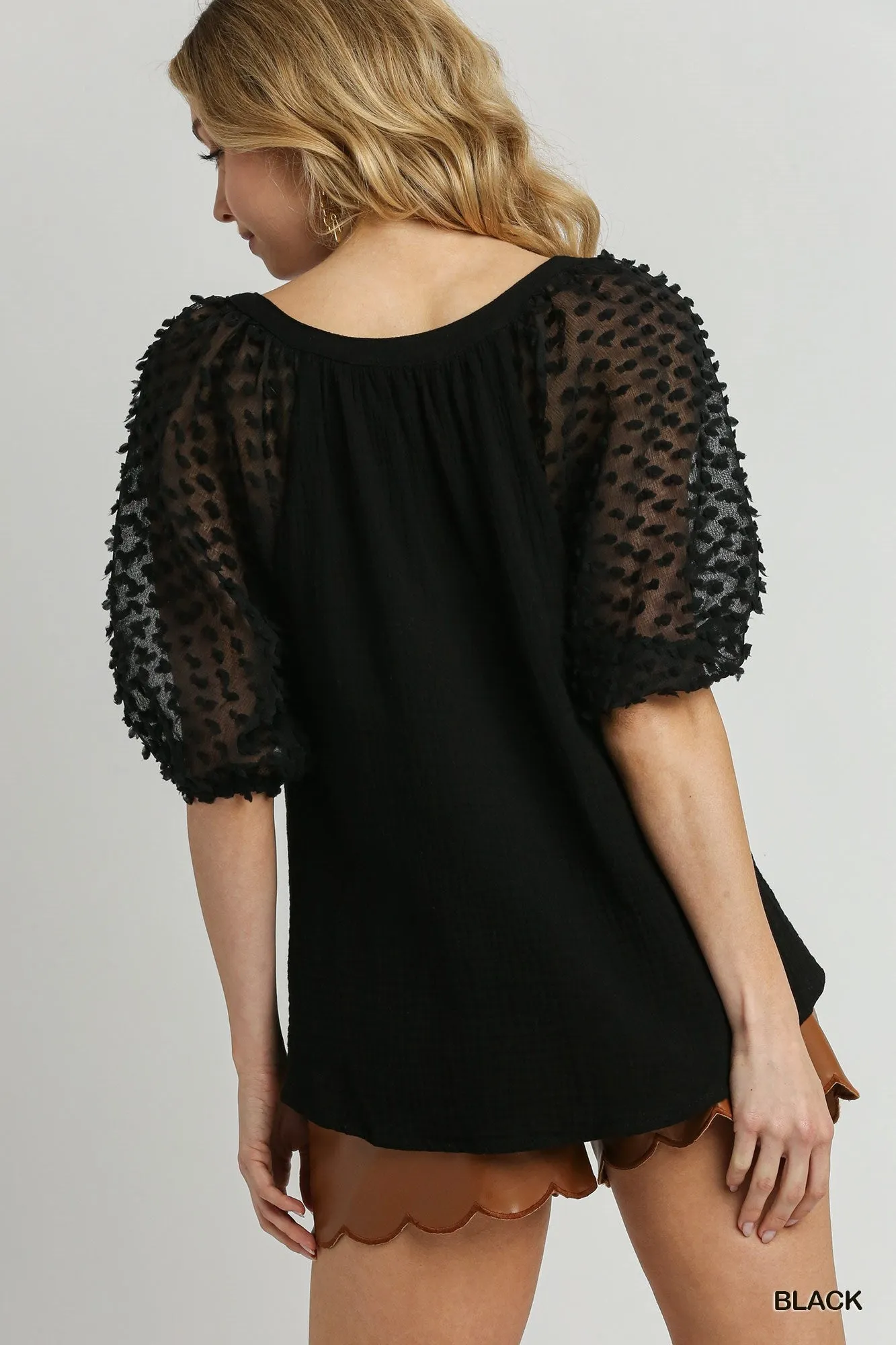 Lauren Floral Applique Detail Cuffed Puffed Sleeve Split Neck Top In Black