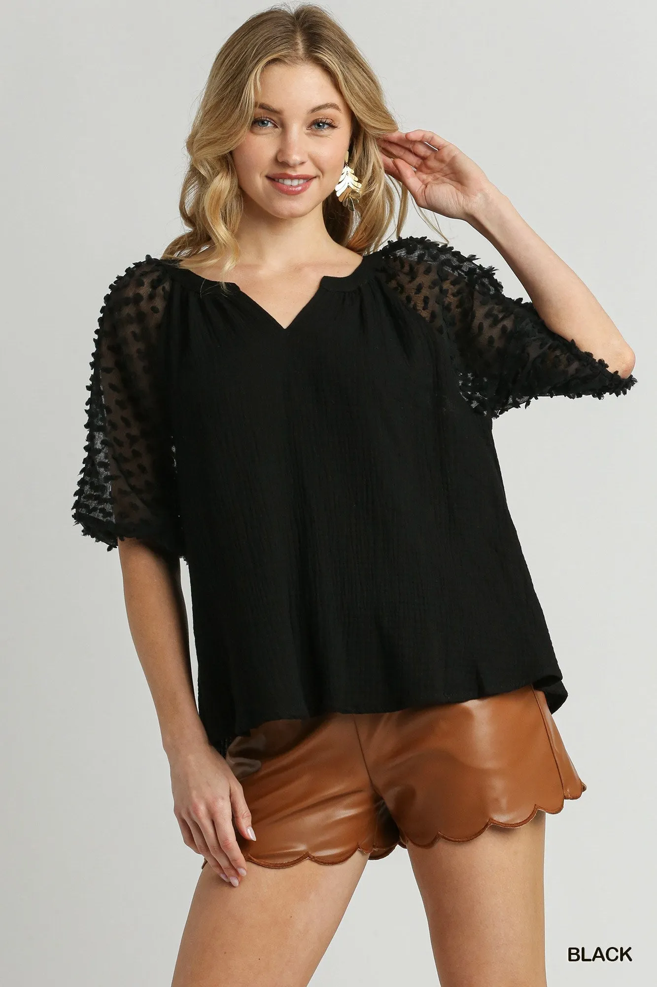 Lauren Floral Applique Detail Cuffed Puffed Sleeve Split Neck Top In Black