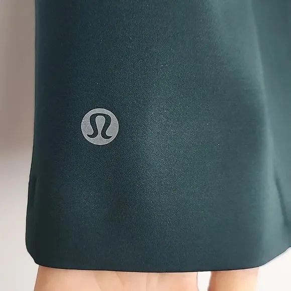 Lululemon &amp;Go Cityfarer Dark Fuel Green Stretch Mini Slip On Pencil Skirt Size 4