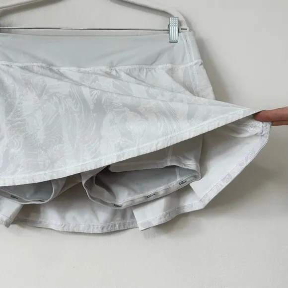 Lululemon Pace Rival Skirt Skort in Eternal Wave White Pleated Mini Tennis