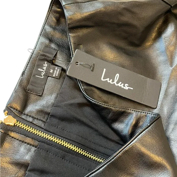 LULU’S Irresistibly Fly Back Vegan Pencil Very Matrix Skirt New Faux Leather