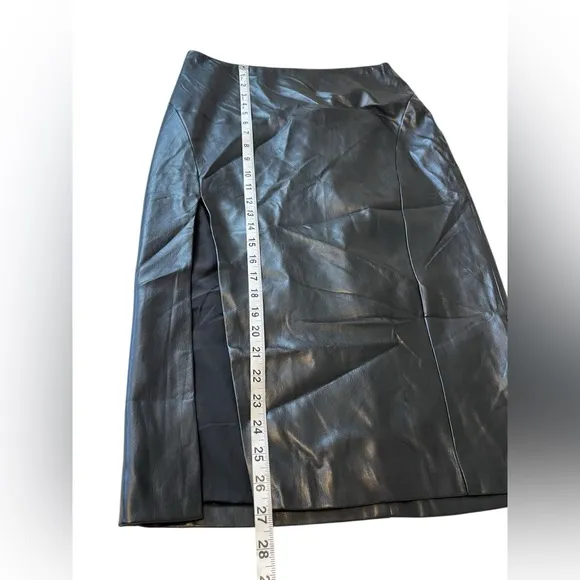 LULU’S Irresistibly Fly Back Vegan Pencil Very Matrix Skirt New Faux Leather