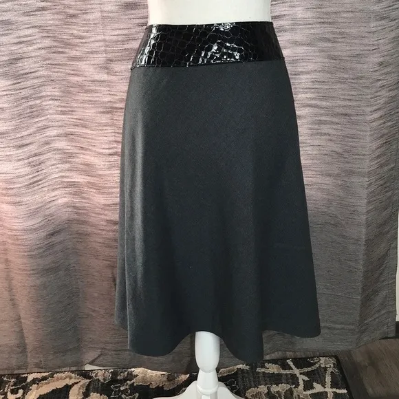 MAG BY MAGASCHONI GRAY WOOL PENCIL SKIRT SIZE 6