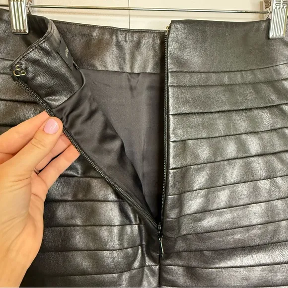 Majorelle - Chloe Black Faux Leather pleated Mini Skirt - XS