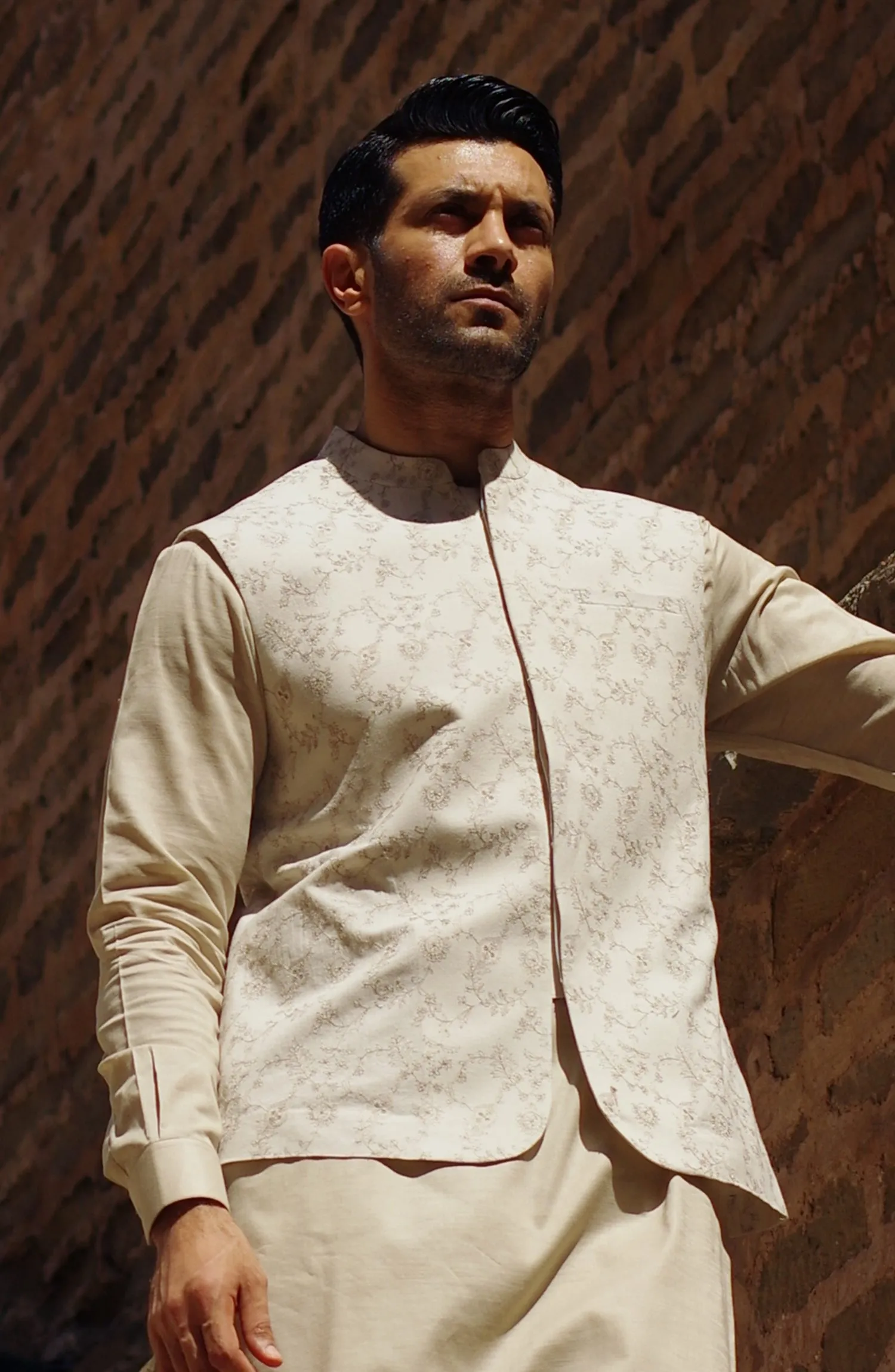 Mens Irish Linen Shiffili Emb.