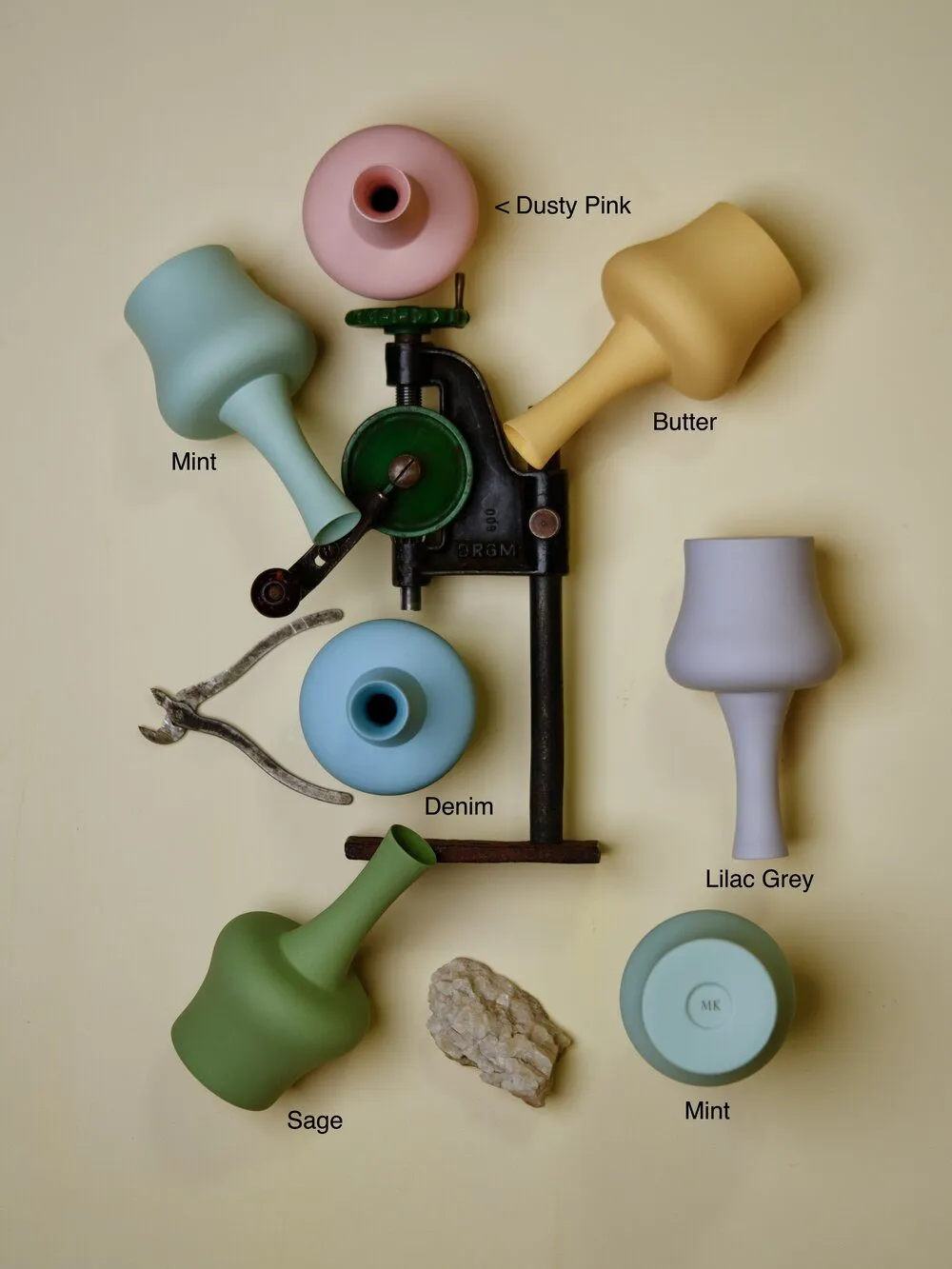 MINI VASE 11 (MV11)