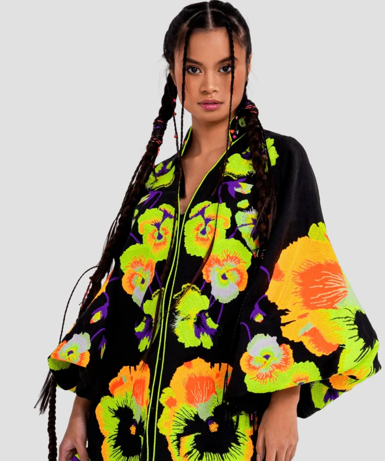 Navy blue Kaftan with embroidered pansies