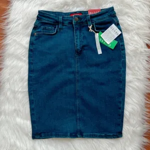 NWT guess high rise skirt