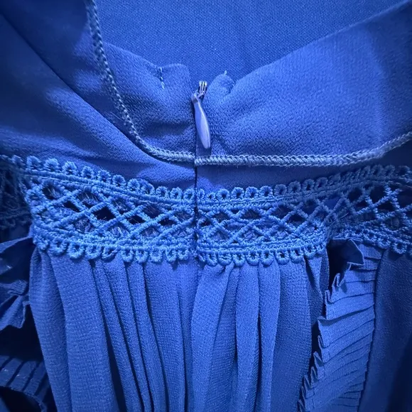 NWT. Lulu’s Never a Dull Moment Royal Blue Tie-Strap Pleated Midi Dress. Sz. XS