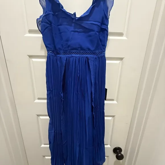 NWT. Lulu’s Never a Dull Moment Royal Blue Tie-Strap Pleated Midi Dress. Sz. XS