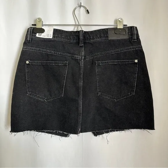 NWT Zara TRF Denimwear Women's Black Mini Denim Skirt sz US Medium